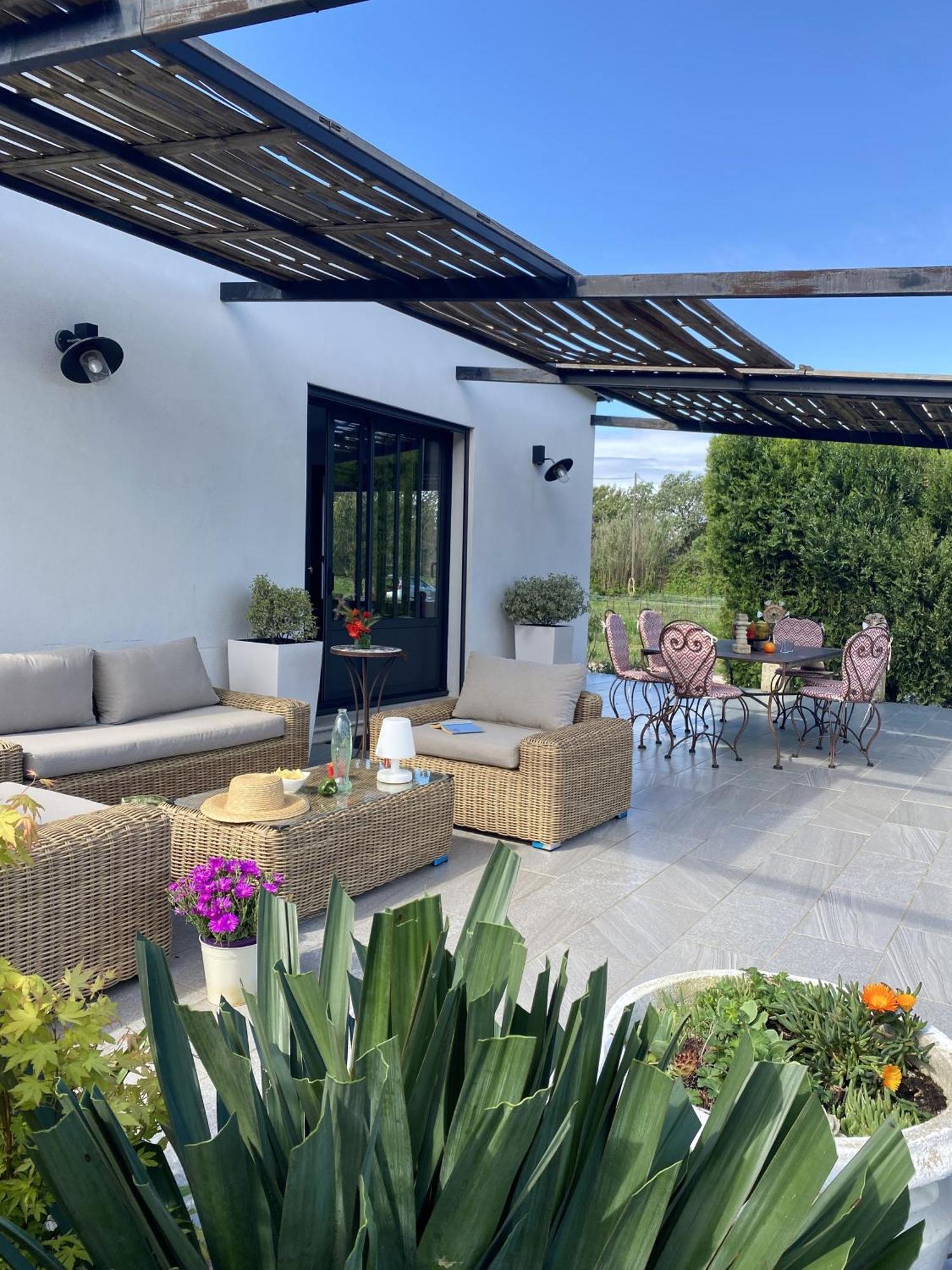 Le Galinie Chic'Art. Un Bel Atelier Avec Piscine Villa Carpentras Ngoại thất bức ảnh